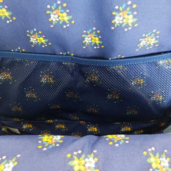 Vera Bradley Campus Backpack Sea Air Floral Embroidered Denim NWT - Picture 4 of 6